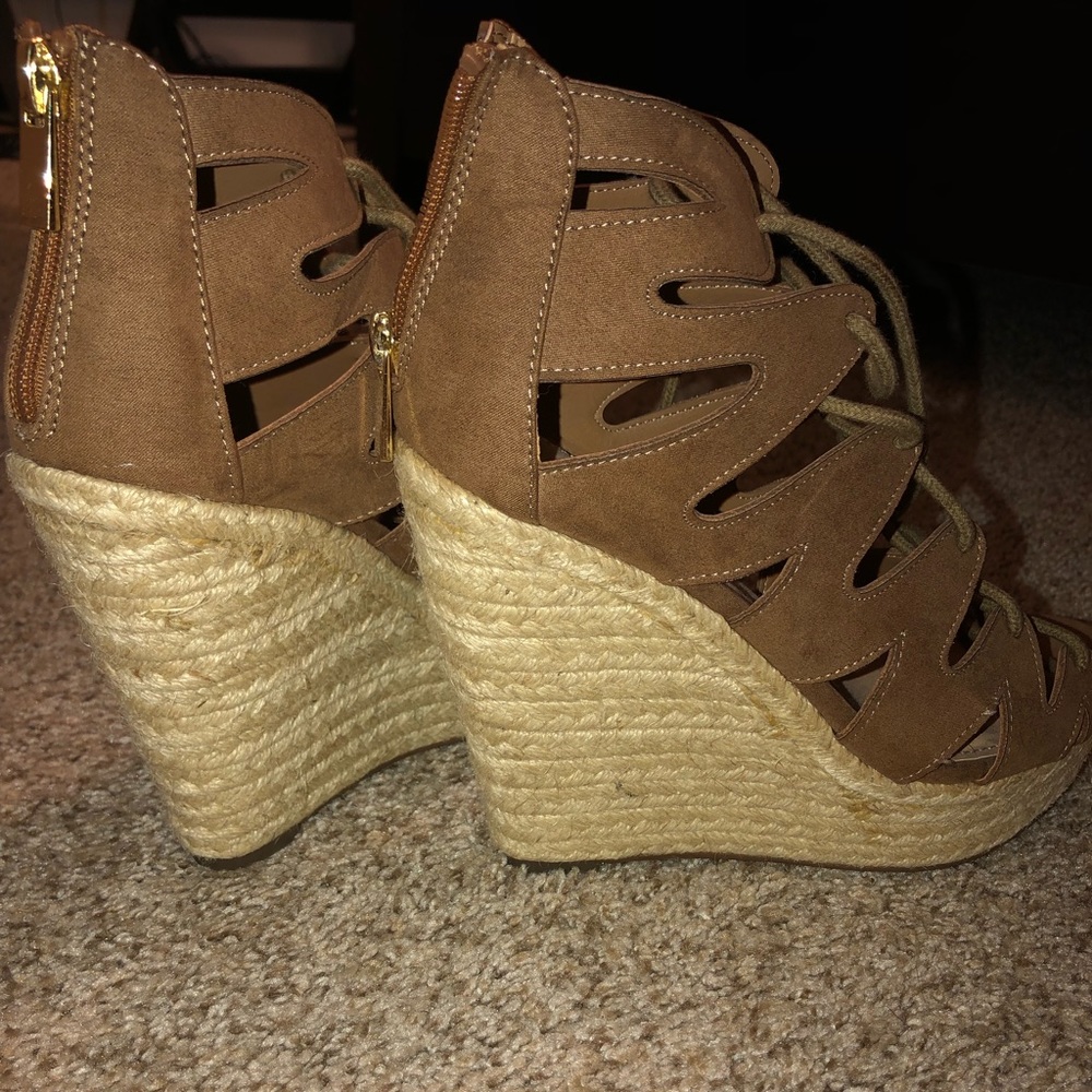 Lace up Wedges